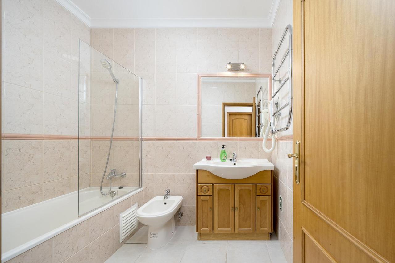 2 Bed Apartment, Quarteira, 10 Min Walk To Виламура Экстерьер фото